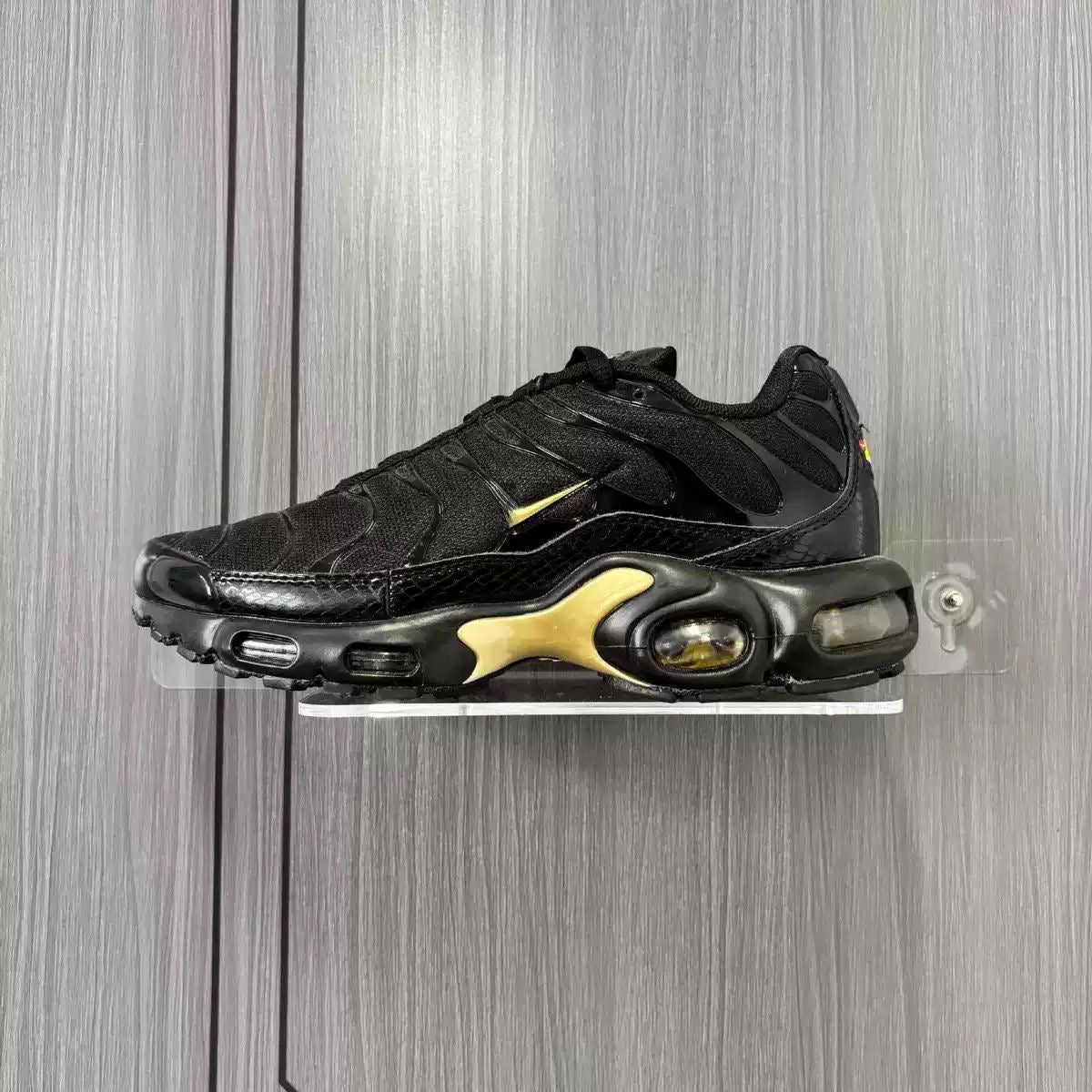 Tn