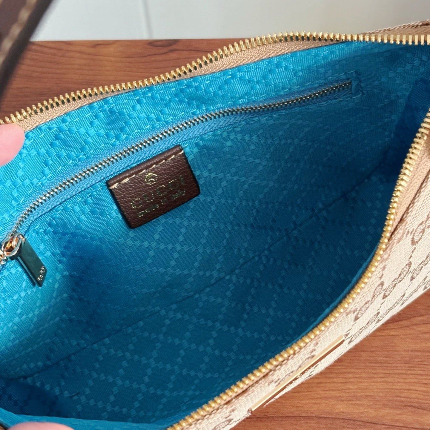 Gucci Bag #004