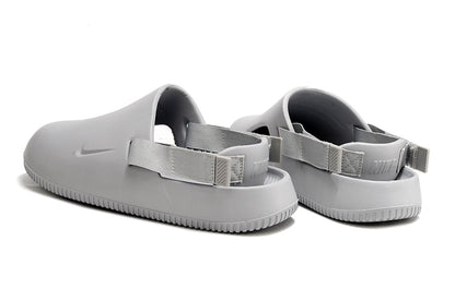 Nike Calm Mule Closed-Toe Slipper