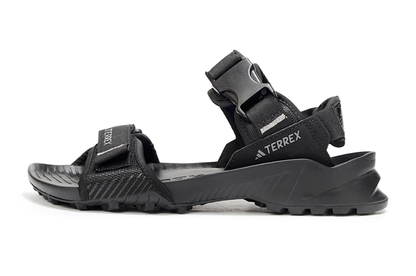 2372 adidas terrex