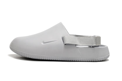 Nike Calm Mule Closed-Toe Slipper