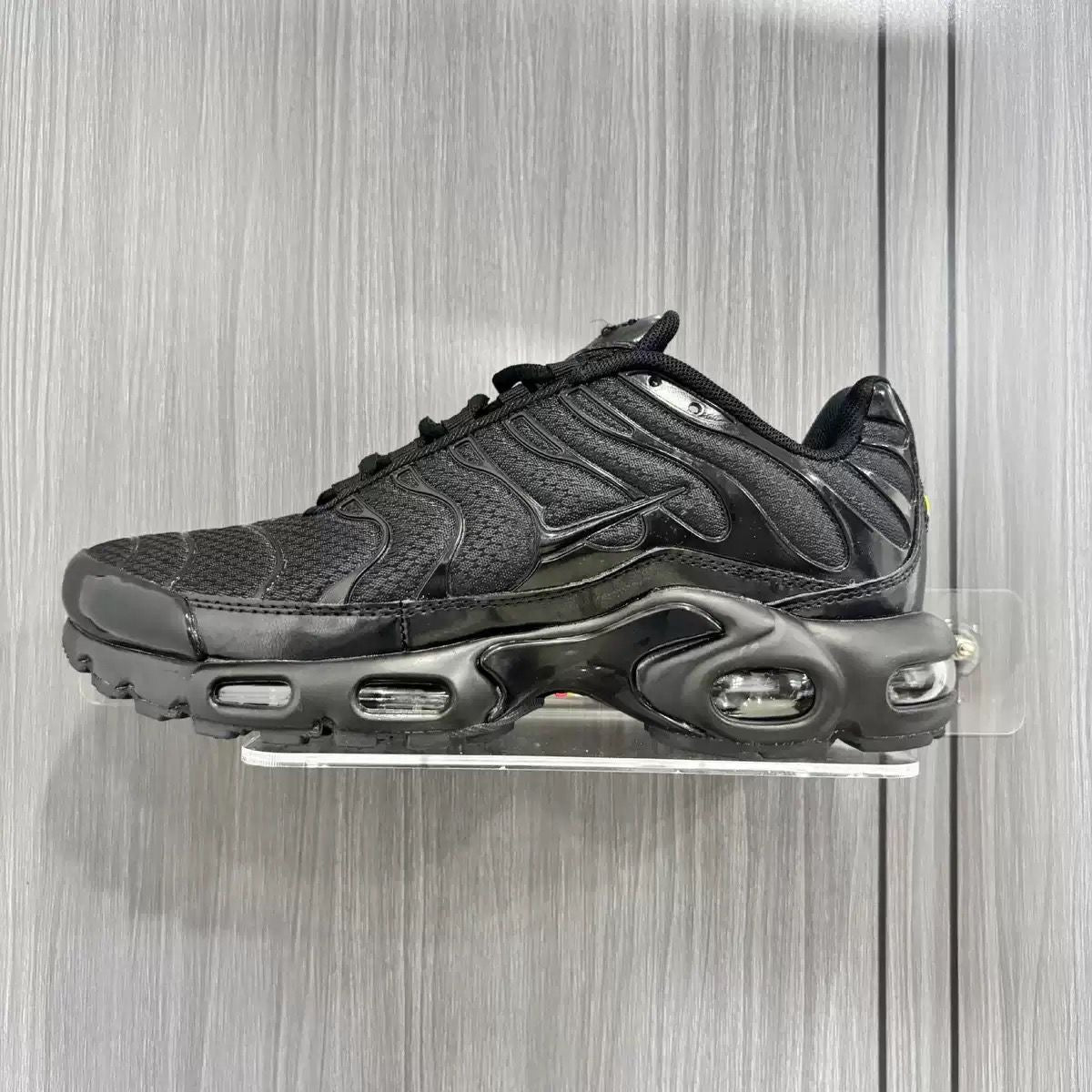 Tn