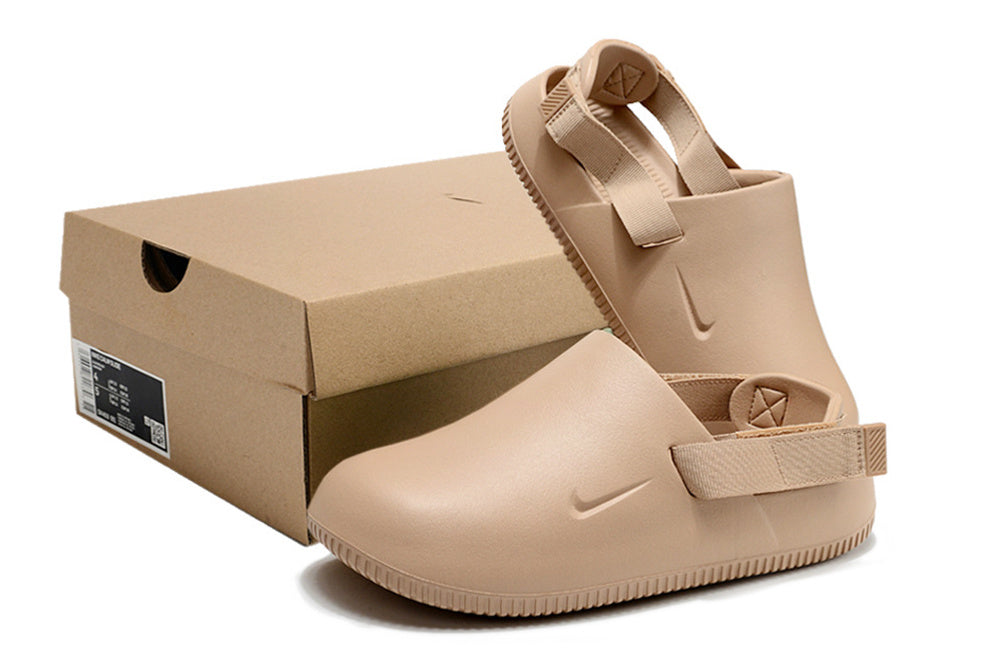 Nike Calm Mule Closed-Toe Slipper