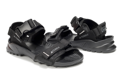 2372 adidas terrex