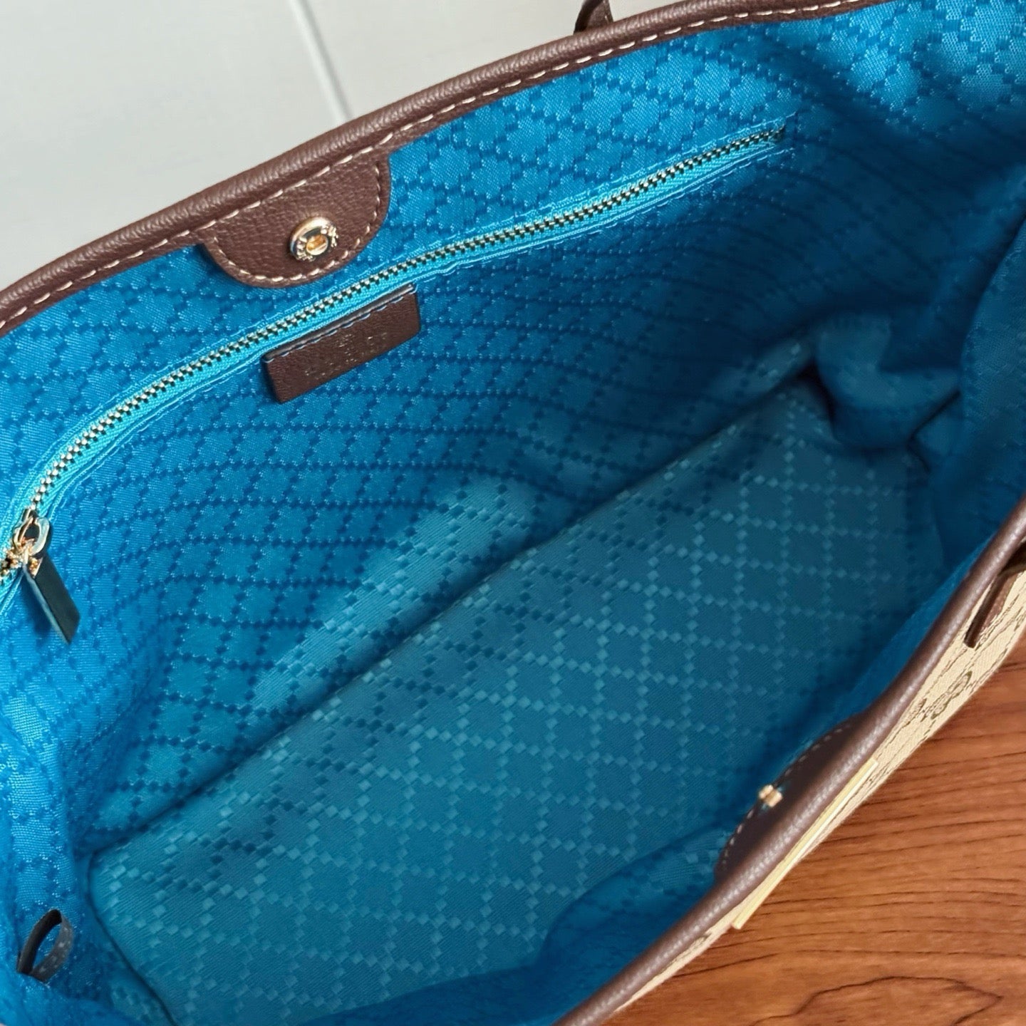 Gucci Bag #006