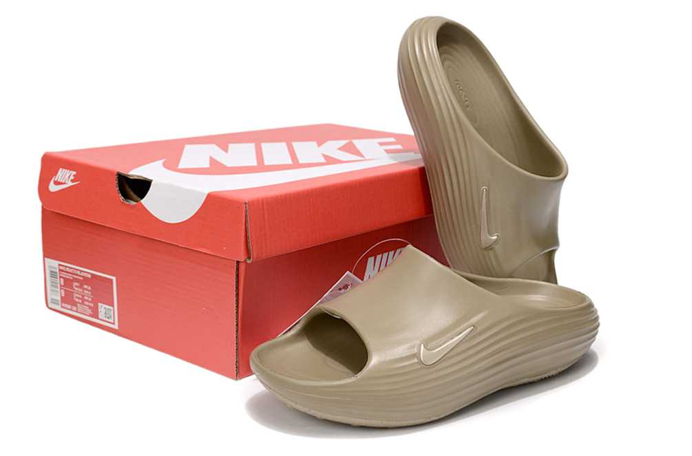 Nike ReactX Rejuven8 Slide Slipper