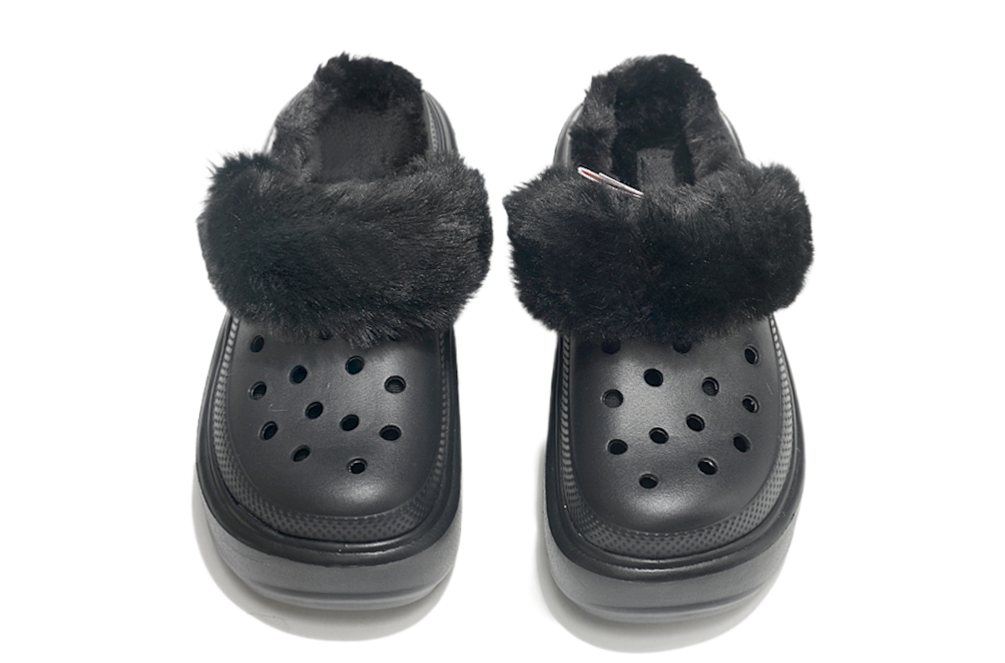 Crocs Classic Snow Low Boot Slipper