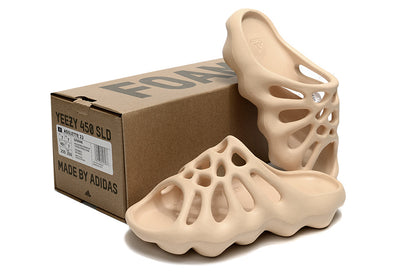 2303 adidas Yeezy 450