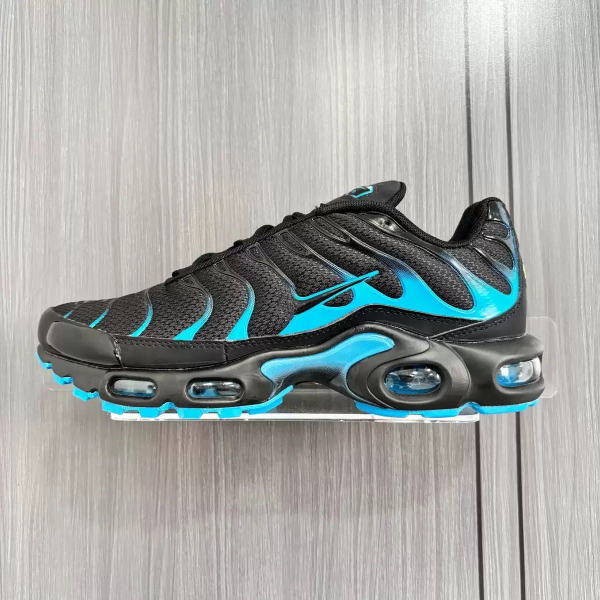Tn