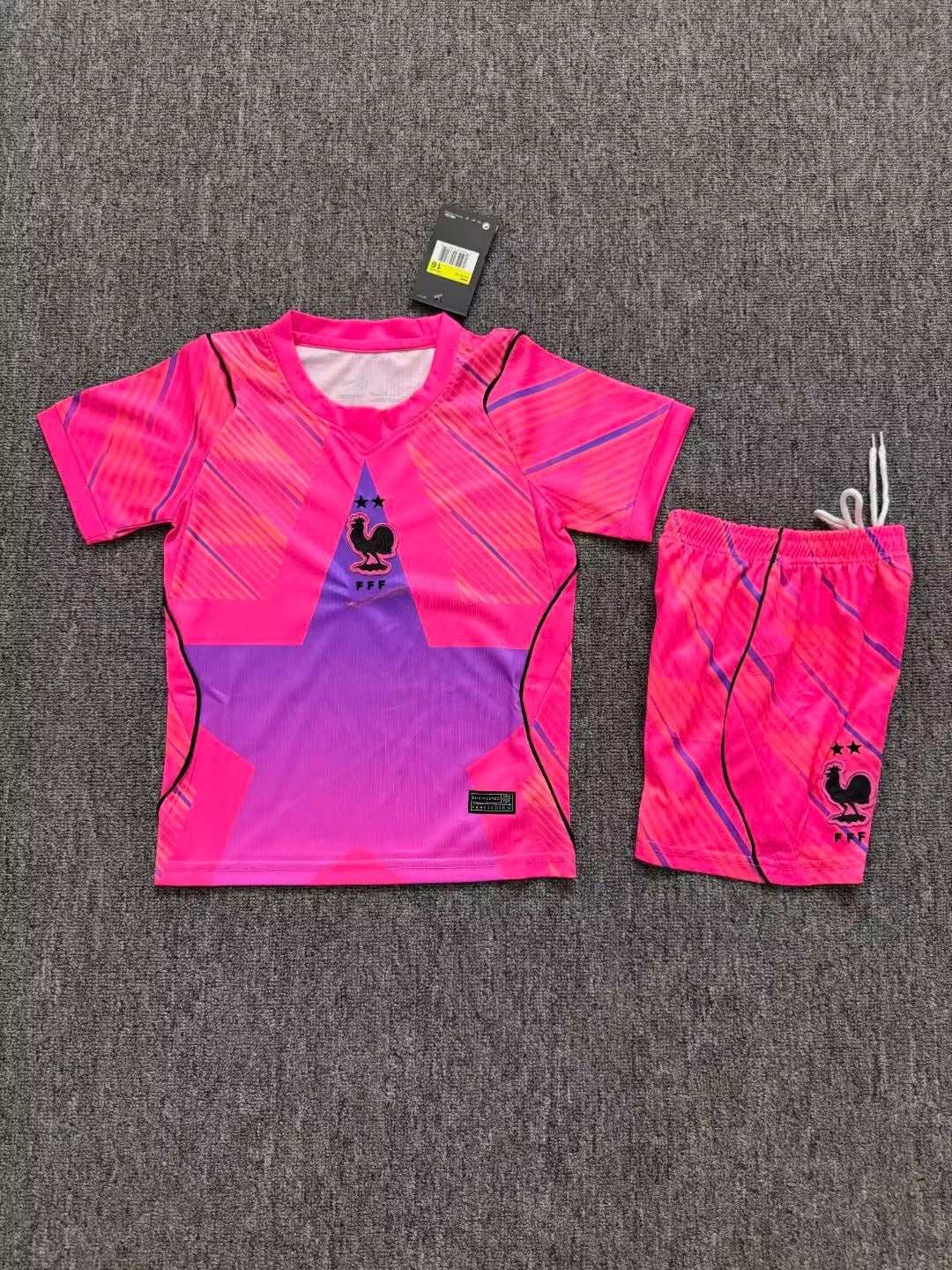 2026 kids French goalkeeper black+pink