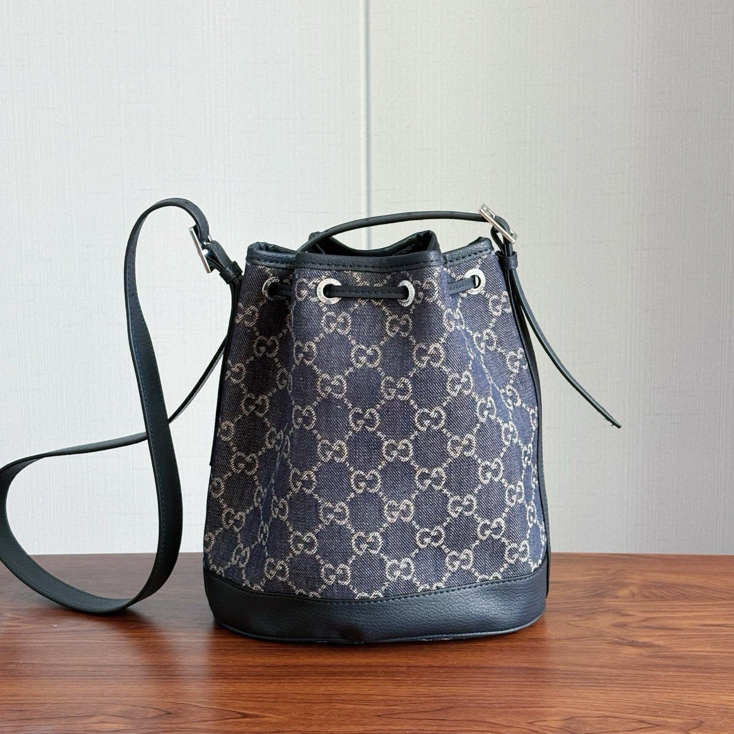 Gucci Bag #009