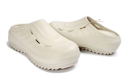 2390 adidas