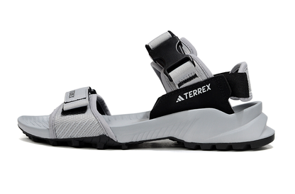 2372 adidas terrex