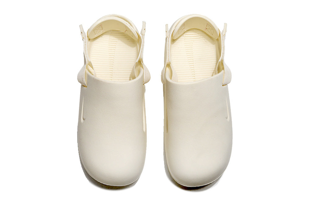 Nike Calm Mule Closed-Toe Slipper