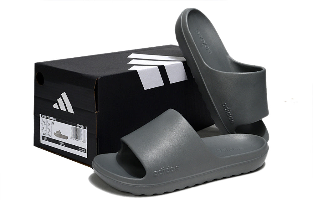 2381 adidas