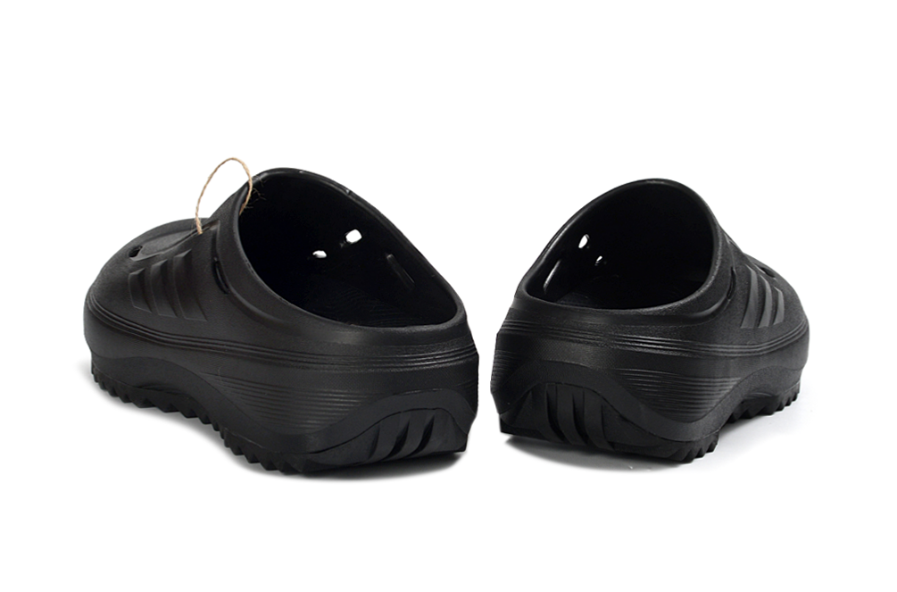 2390 adidas