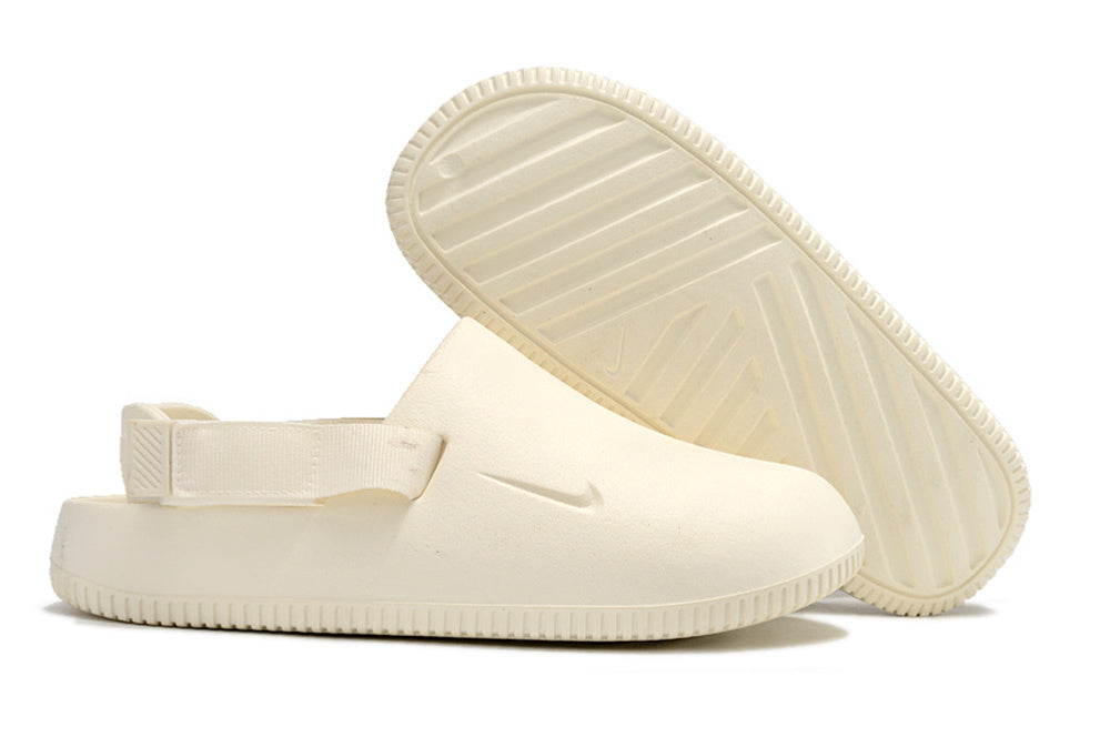 Nike Calm Mule Closed-Toe Slipper